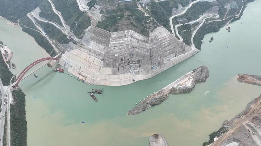 烏江白馬航電樞紐導流明渠試航成功