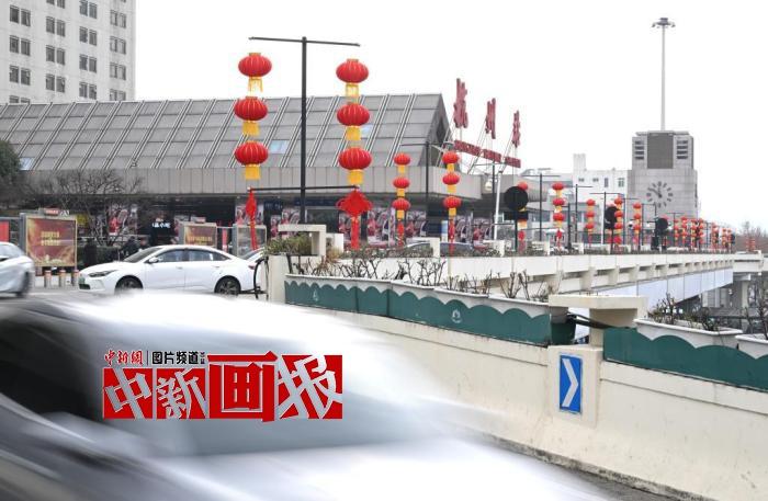 探訪浙江杭州“百年火車站”的春運