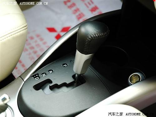 ��܇֮�� �M������ outlander ex 2.4 �r�а�