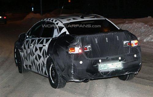 �����������H�ֵ� ͨ�Äe���PԽ�A(y��)�y(c��) ��܇(ch��)֮��