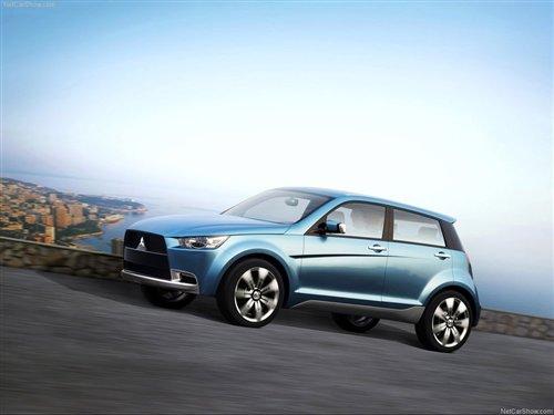 SUV+С��܇ ����δ��2�����A��܇ǰհ ��܇֮��