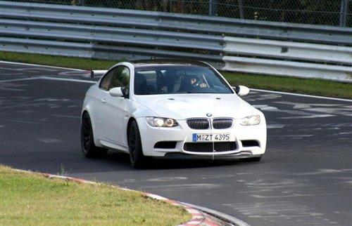 GT4��·�������ƌ��RM3��܇��ՙ���ع� ��܇֮��