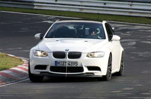 GT4��·�������ƌ��RM3��܇��ՙ���ع� ��܇֮��