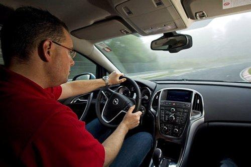 �PԽHRVԭ�� ԇ�{�W��ȫ��Astra 1.4T ��܇֮��