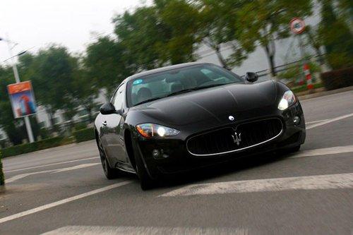 ��ħ�����ԇ�{��ɯ����GranTurismo S ��܇֮��