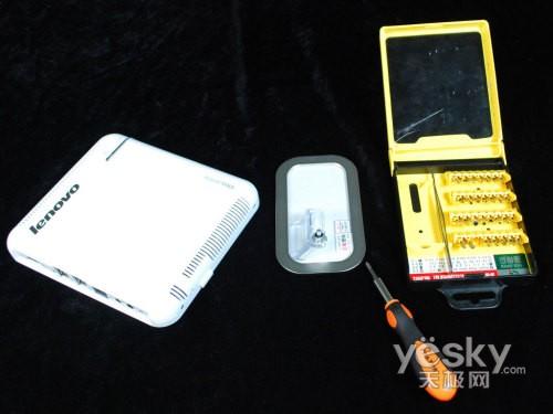 (li��n)��������С�w�ePC��IdeaCentre Q110�u(p��ng)�y(c��)