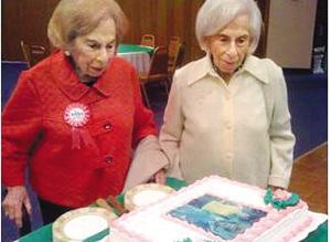 �ٚq�\�����á�