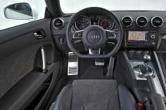 �������������ȊW��TT Coupe�c���п�