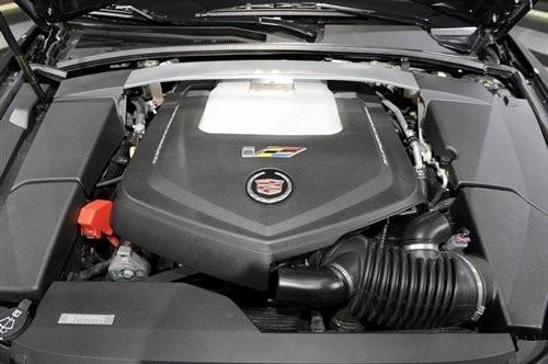 �ļ�Ͷ�a �P������CTS-V Coupe��܇����