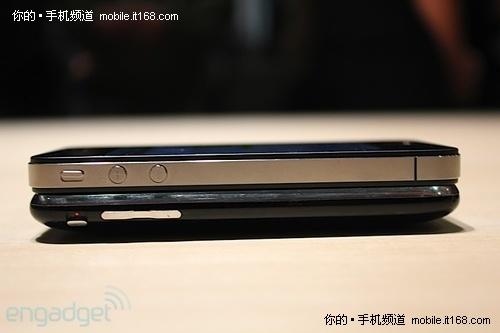 ͬ�T���Q��iPhone 4 vs iPhone 3GS