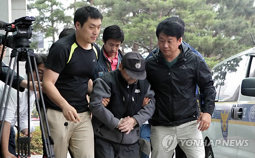 韓警方緊急拘捕沉船船主胞兄將訊問船主藏身處